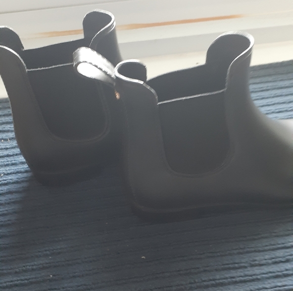 Sam Edelman Rubber Boots - Picture 5 of 10